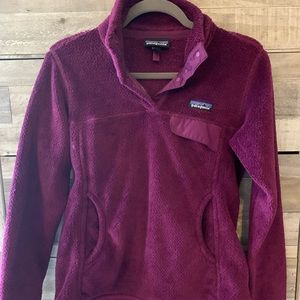 Patagonia women’s small fleece pullover